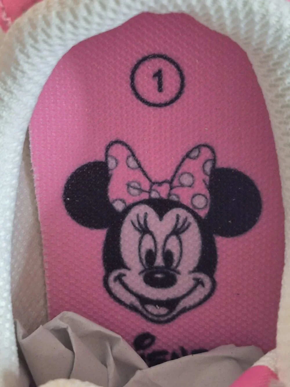 Disney Minnie And Friends Children’s Character Sneakers Size: 1,  NWB